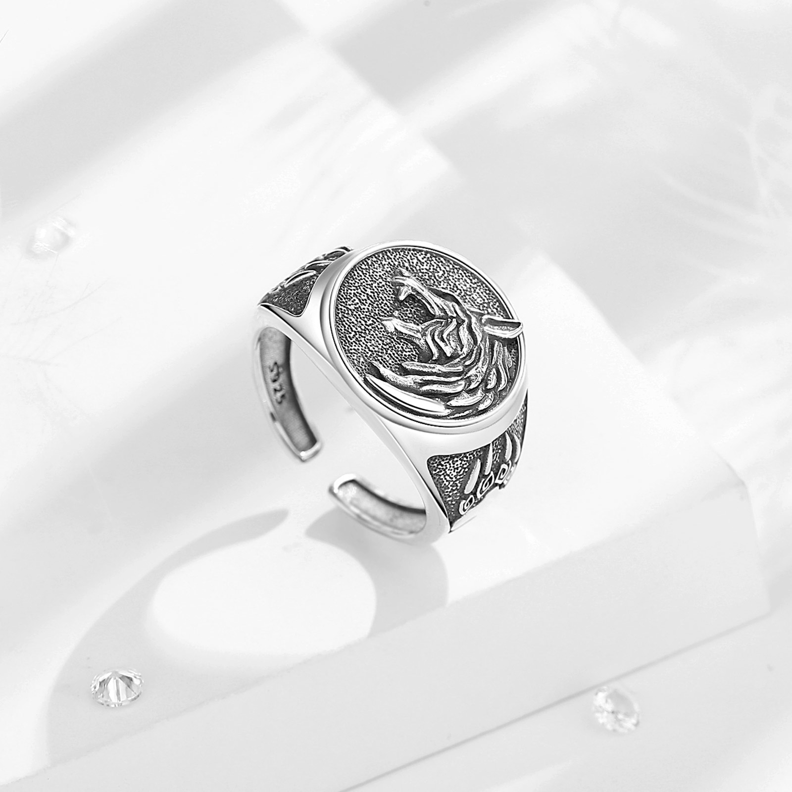 Eudora-anillo ajustable de Pla - Signet Ring Men reseña y precio
