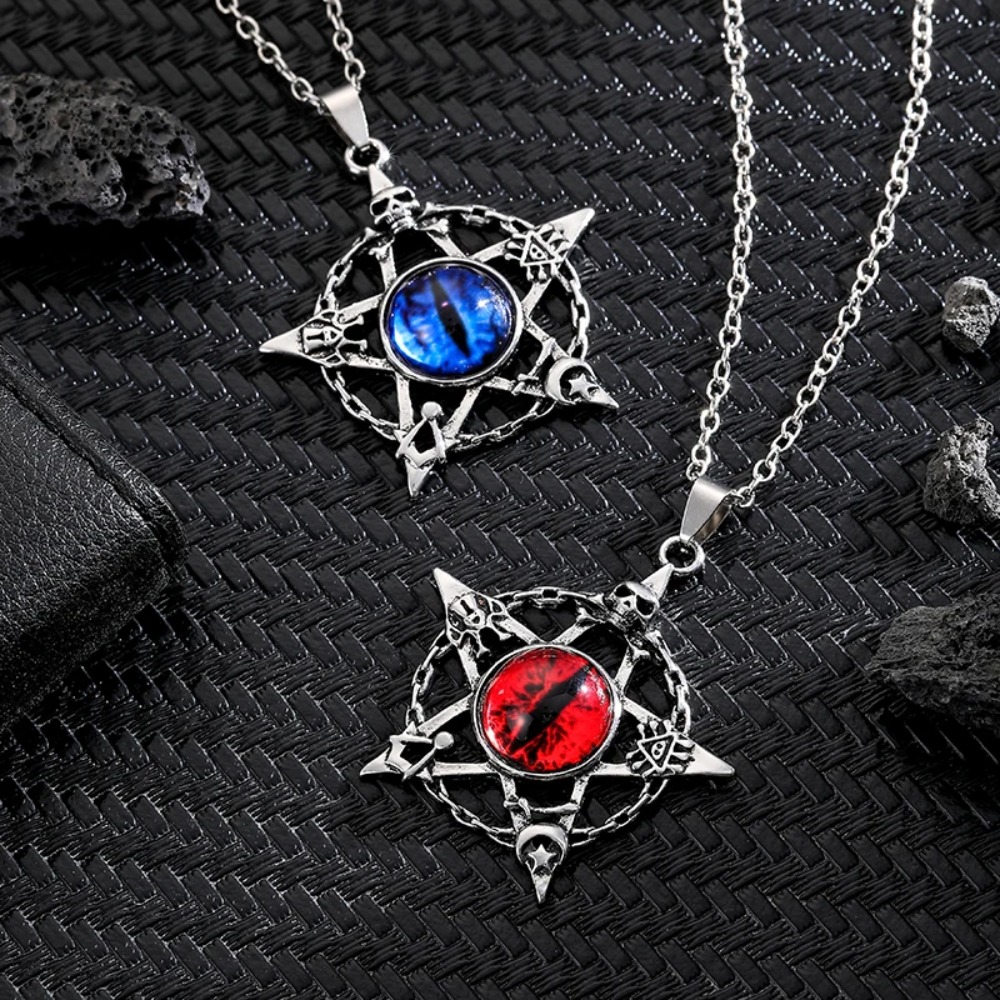 Collar con colgante de ojo de  - Mens Accessories Style reseña y precio