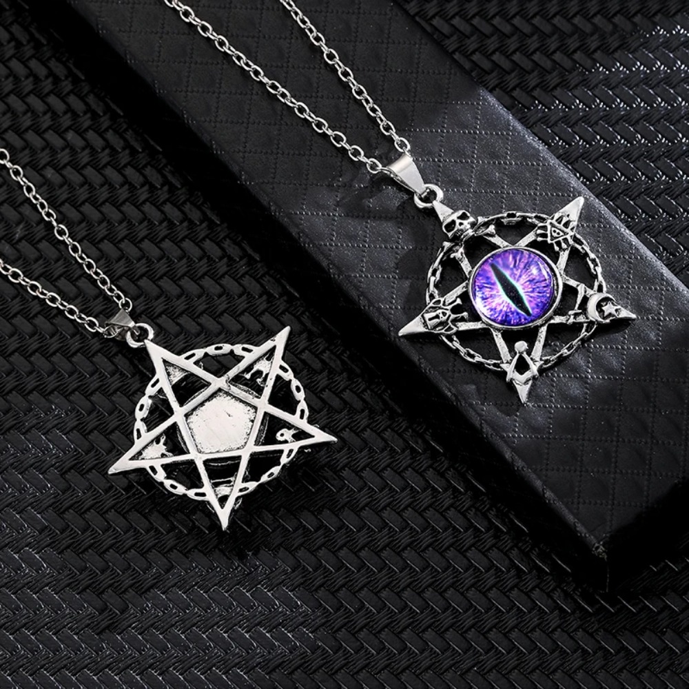 Collar con colgante de ojo de  - Mens Accessories Style reseña y precio